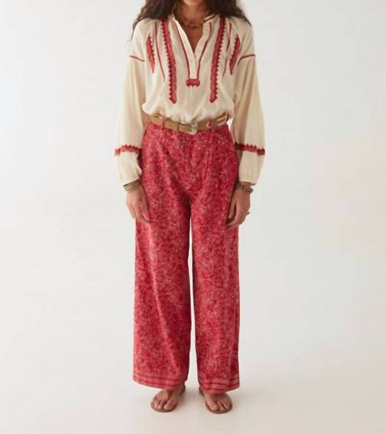 Maison Hotel - Irina Billowy Sleeves Blouse