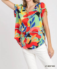 Umgee - Short Sleeved Abstract Print Top