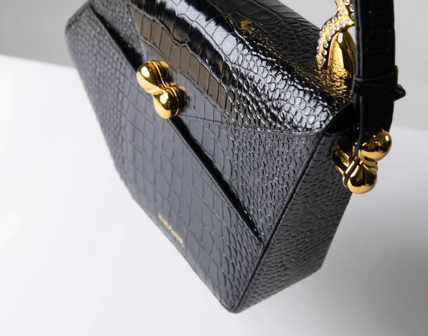 Maeli Amor - Women's Aisa Leather Handbag