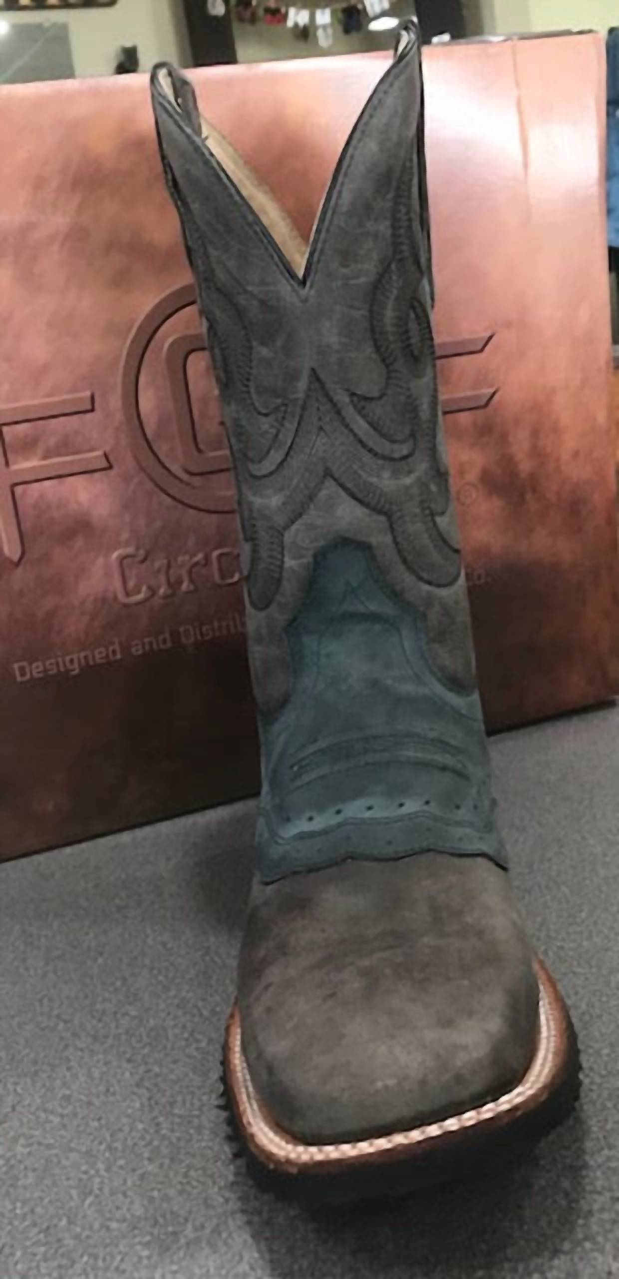 Circle G - Men's Embroidered Boots