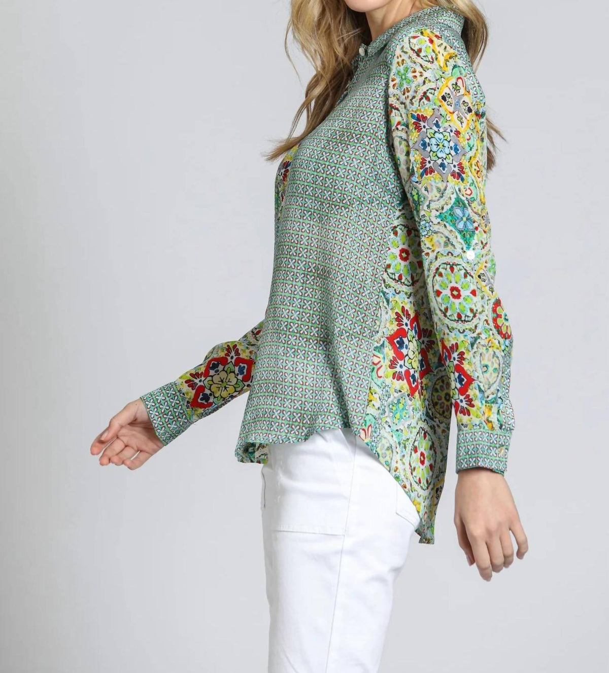 Apny - Button-up Vibrant Blouse