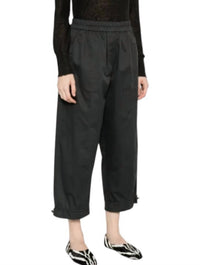 Psophia Lightweight Cropped Trouser in black - women's pants
