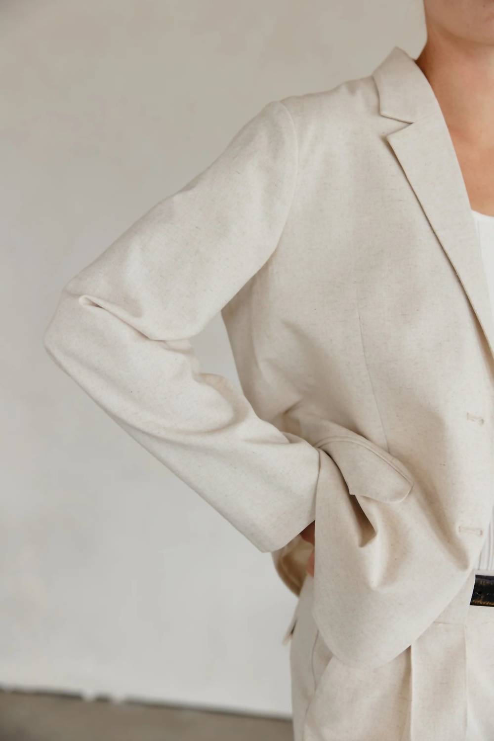 Mod Ref - Claudia Linen Mix Blazer