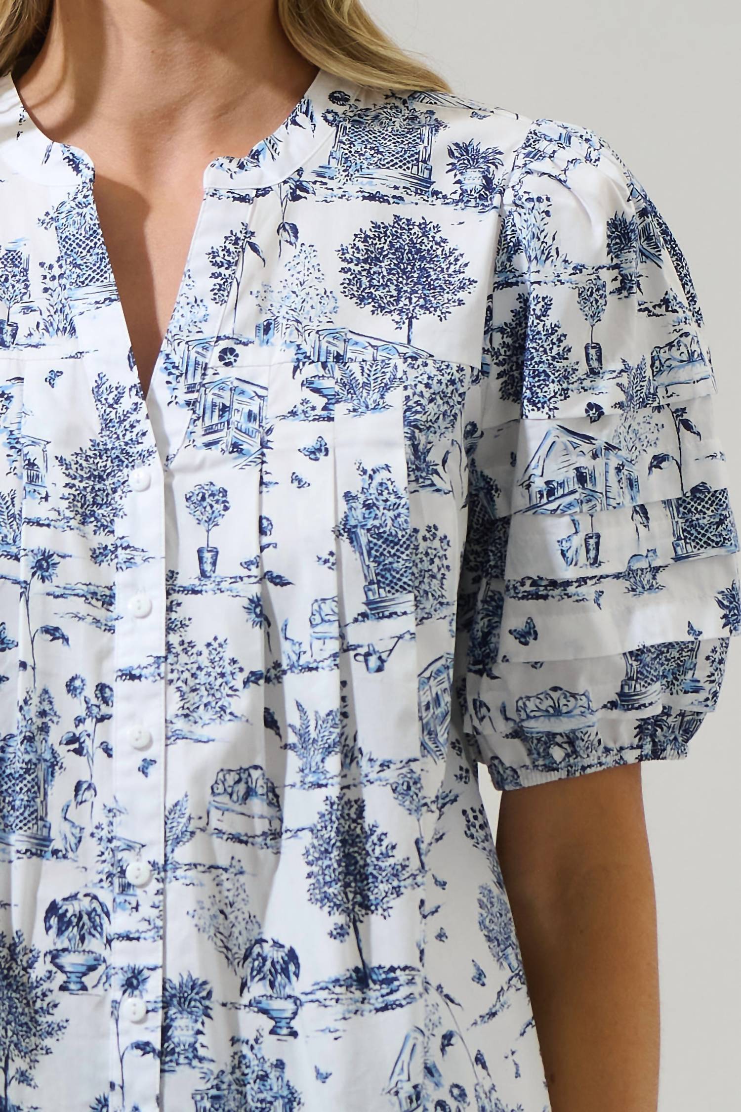 Sugarlips - Renzo Toile Court Button Down Top