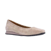 L'Amour Des Pieds - Women's Tiffanie Mini Wedge Flats