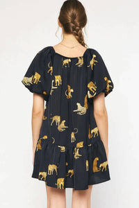Entro - Giving Fierce Energy Curves Shift Dress Curves