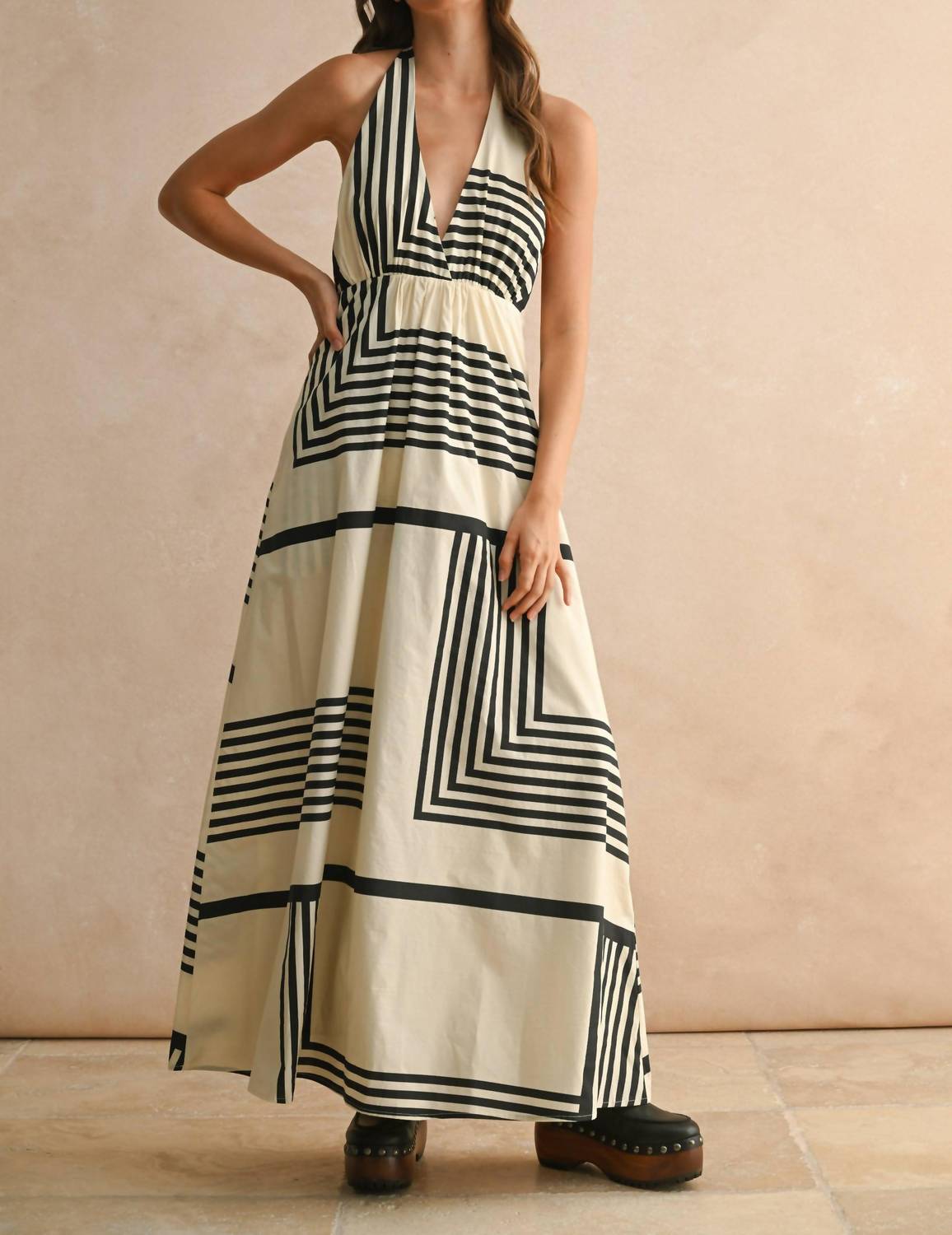 Miou Muse - Women's Geo Print Halter Neck Dress