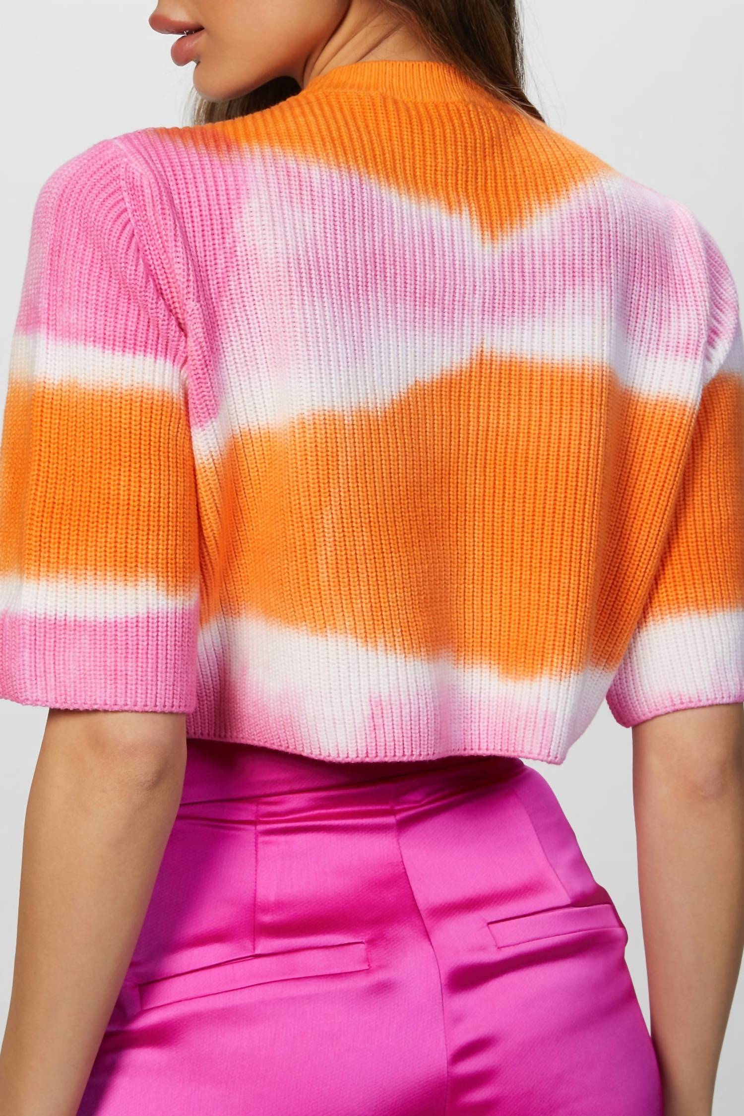 TIE-DYE KNITTED CROPPED TOP