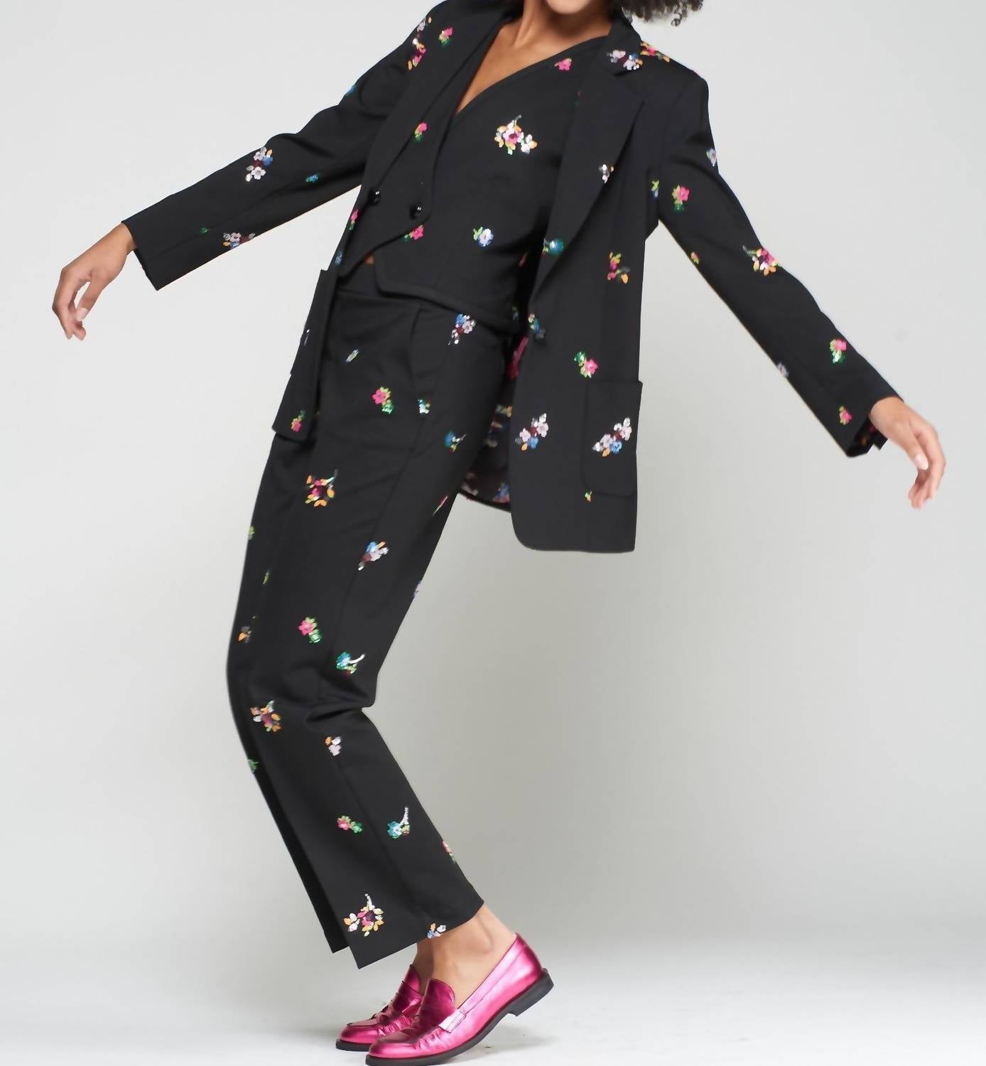 Vilagallo - Aberturas Flores Blazer