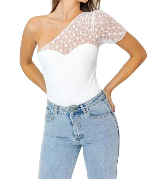 Le Lis - Lacey Shoulder Bodysuit