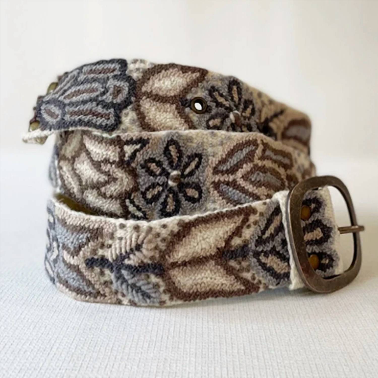 Jenny Krauss - Women's Monochromatic Embroidered Wool Belt
