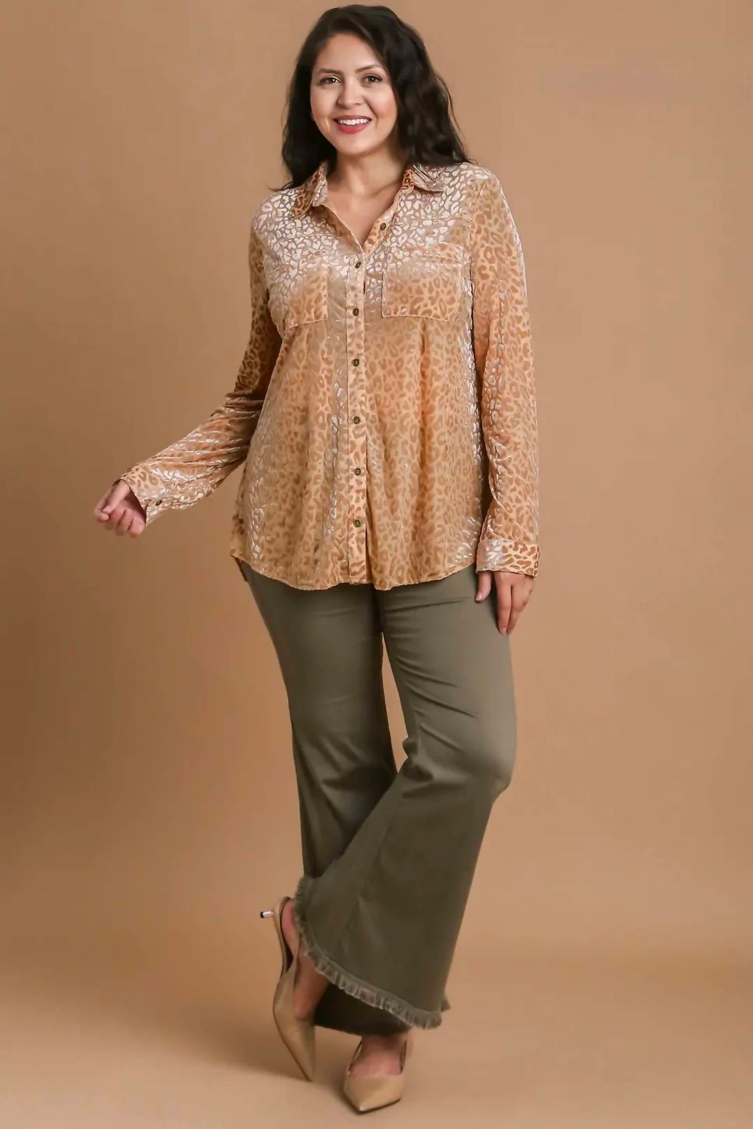 Umgee - Animal Print Long Sleeve Velvet Blouse