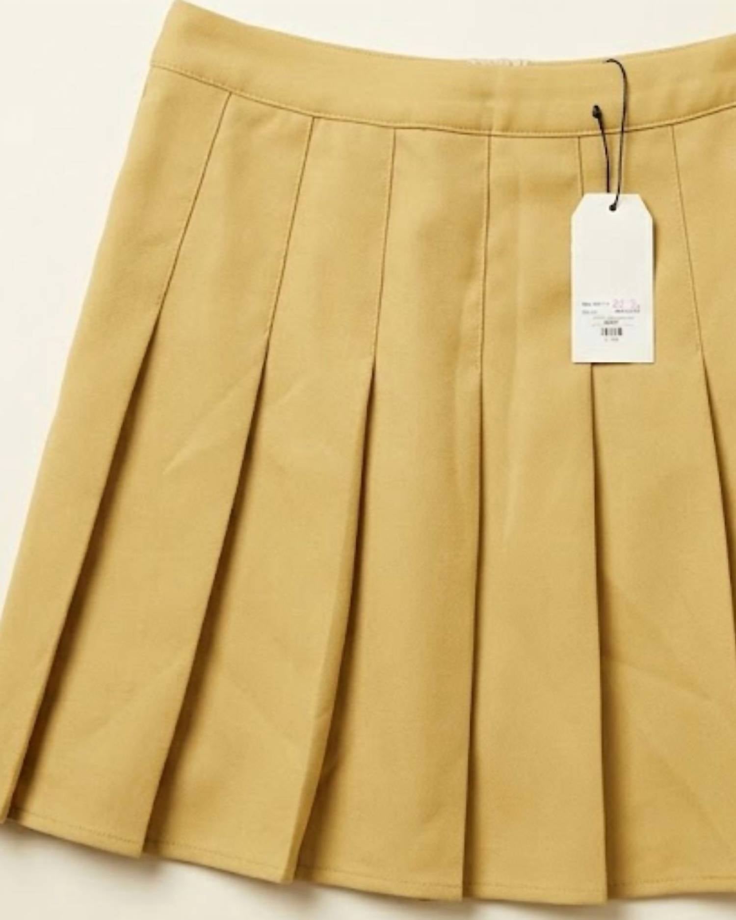 trend:notes Women's Pleated Mini Skirt in mustard - women's skirt - detail view