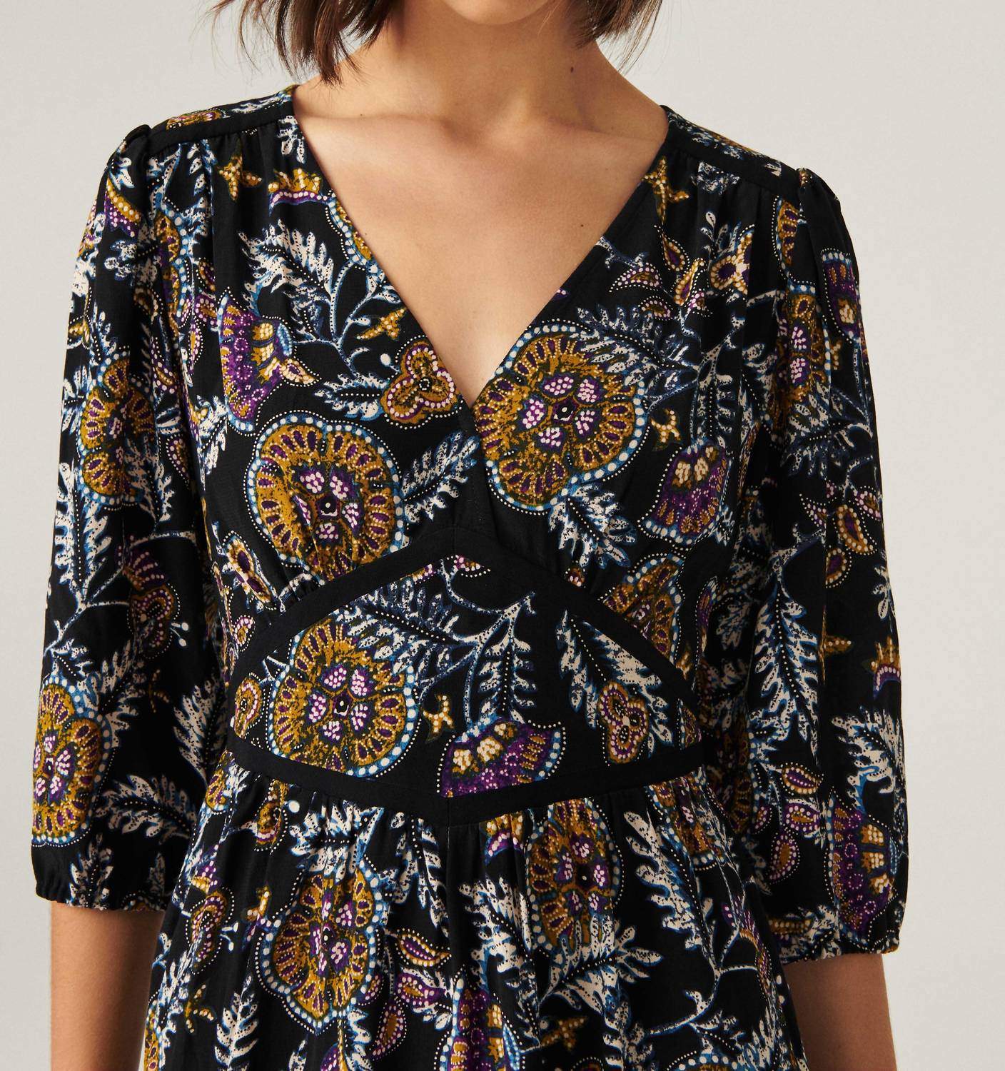 Ba&Sh - VIENNE MIDI V NECK DRESS