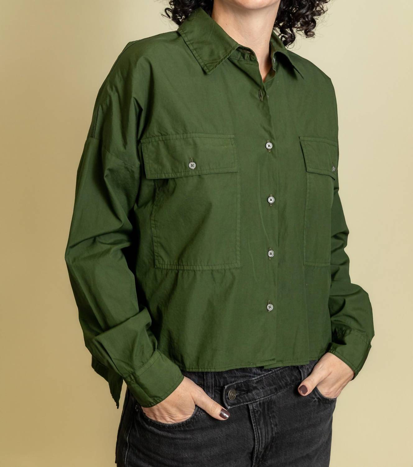 0039 Italy - Greta Button Down Top