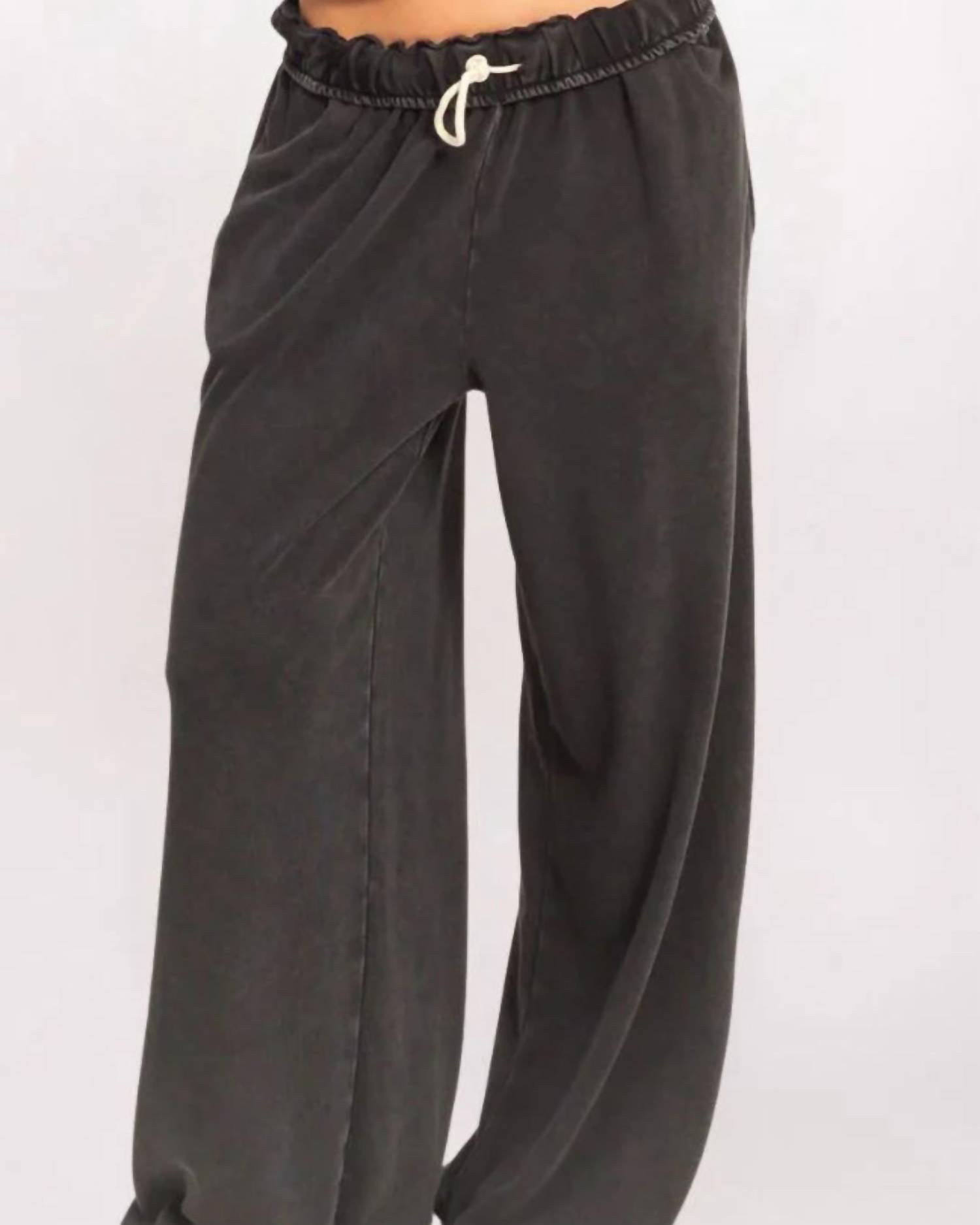 HYFVE Wide Leg Slouchy Sweatpant in black - women's pants - detail view