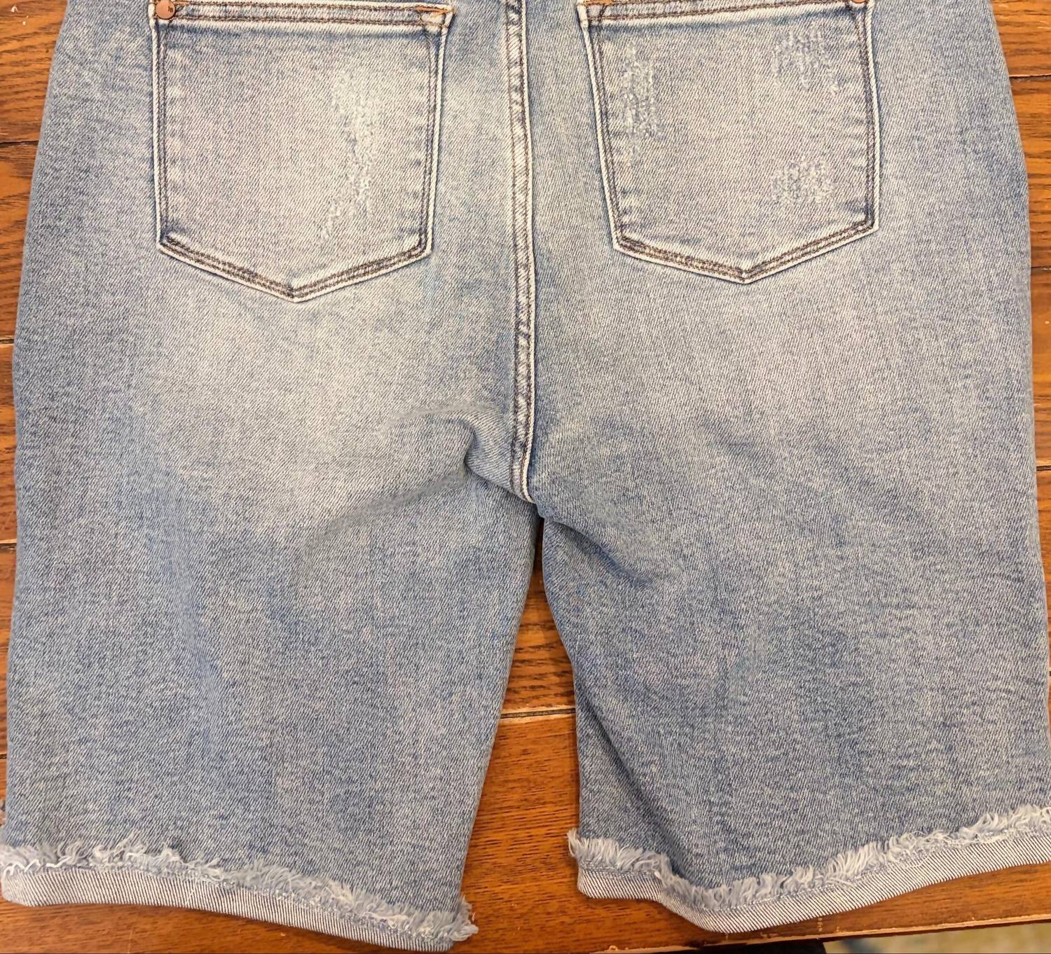 Judy Blue - Women's Feisty Mamacita Destroyed Bermuda Shorts