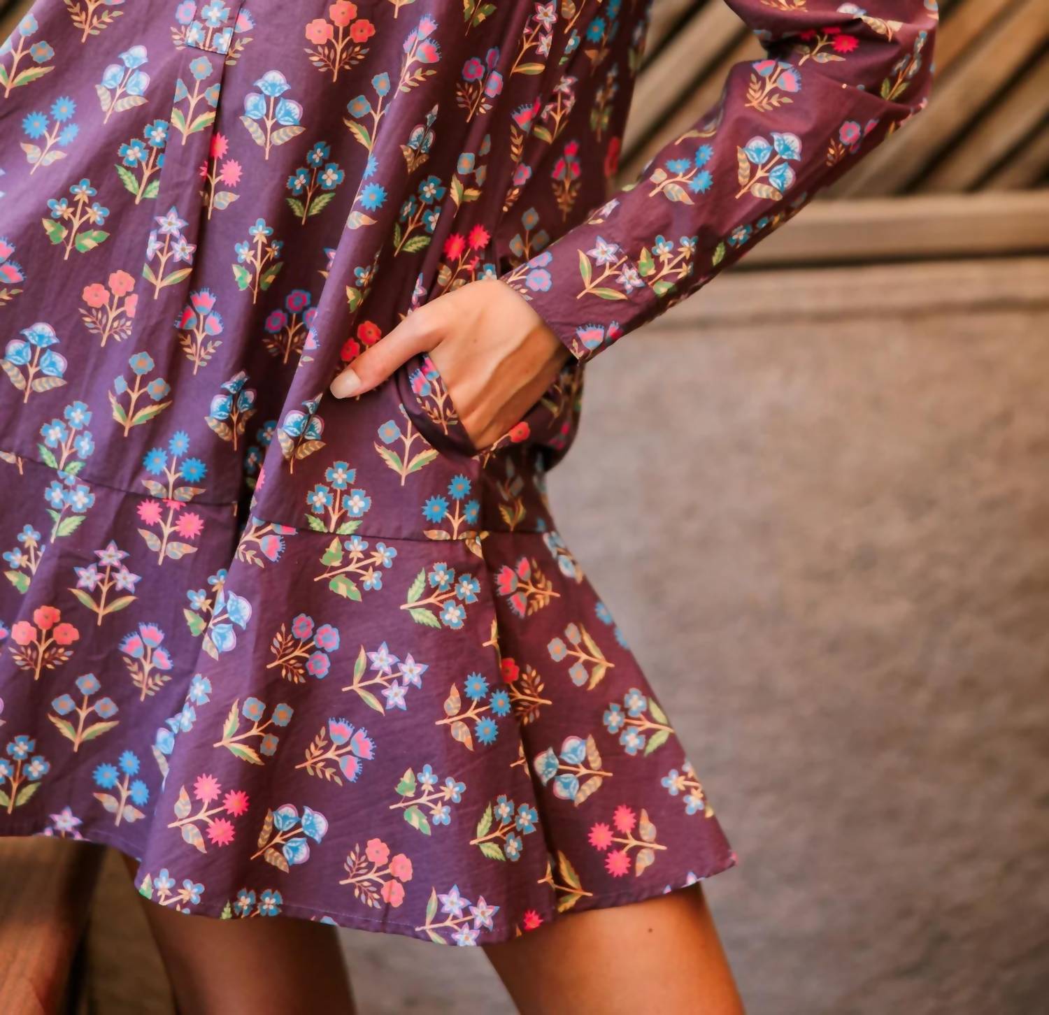 Livro The Polly Shirt Dress in holiday flowers - women's dress - view 4
