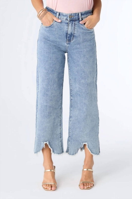 Coco + Carmen - Everstretch Cropped Scalloped Fringe Jeans