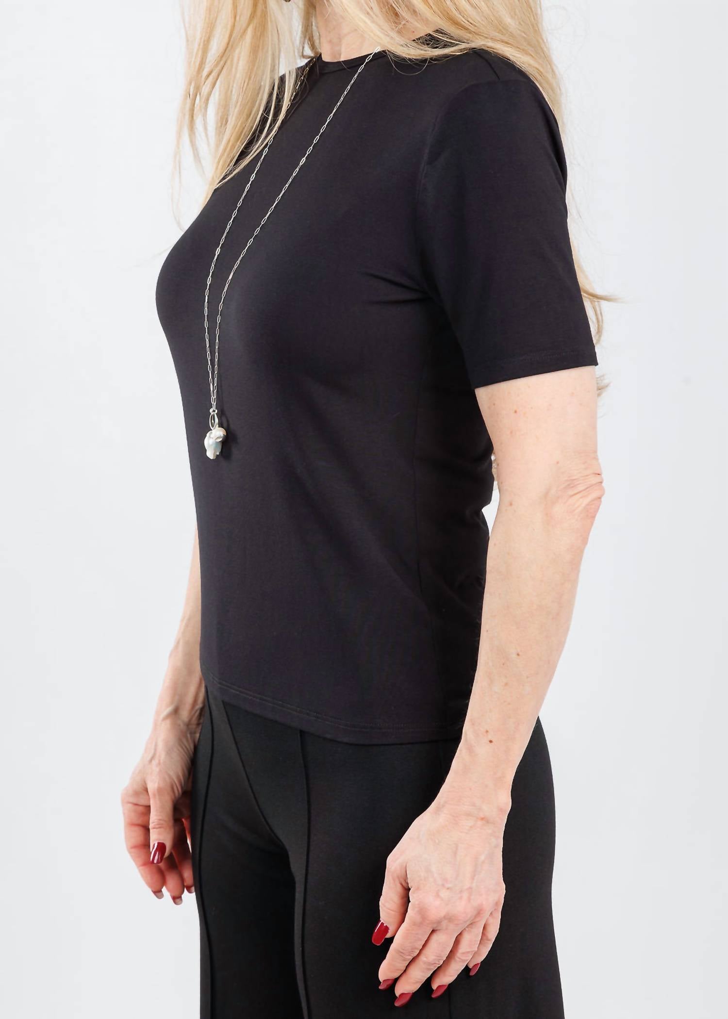 RIPLEY RADER Fitted Short Sleeve T-shirt in black - women's t-shirt - detail view