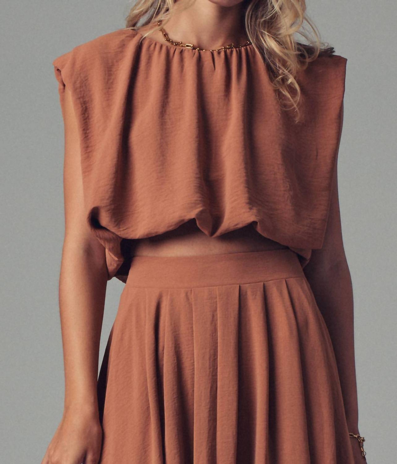 Urban Daizy - Back Tie Sleeveless Top