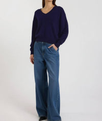 Brodie Cashmere Matilda V-neck Cashmere Jumper in navy - women's sweater