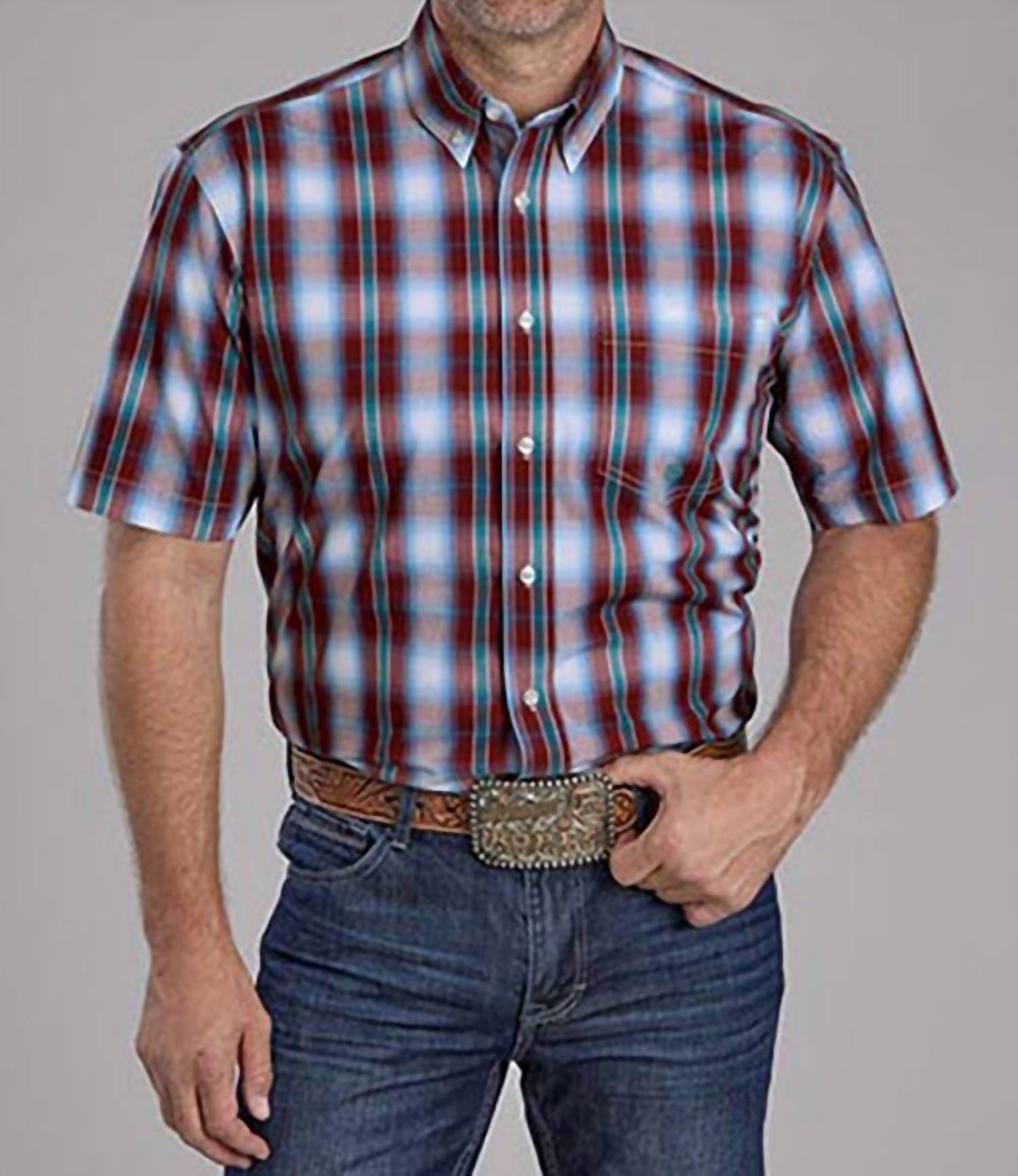 ROPER Men's Amarillo Grasslands Plaid Short Sleeve Shirt in red - men's t-shirt
