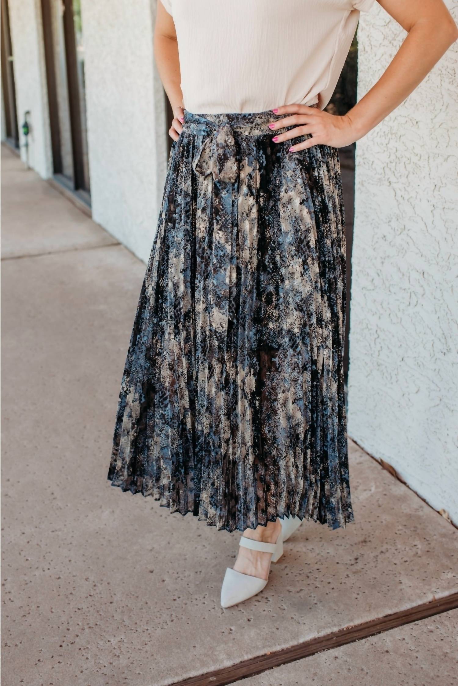 J.O.A. - Moonlight River Pleated Skirt