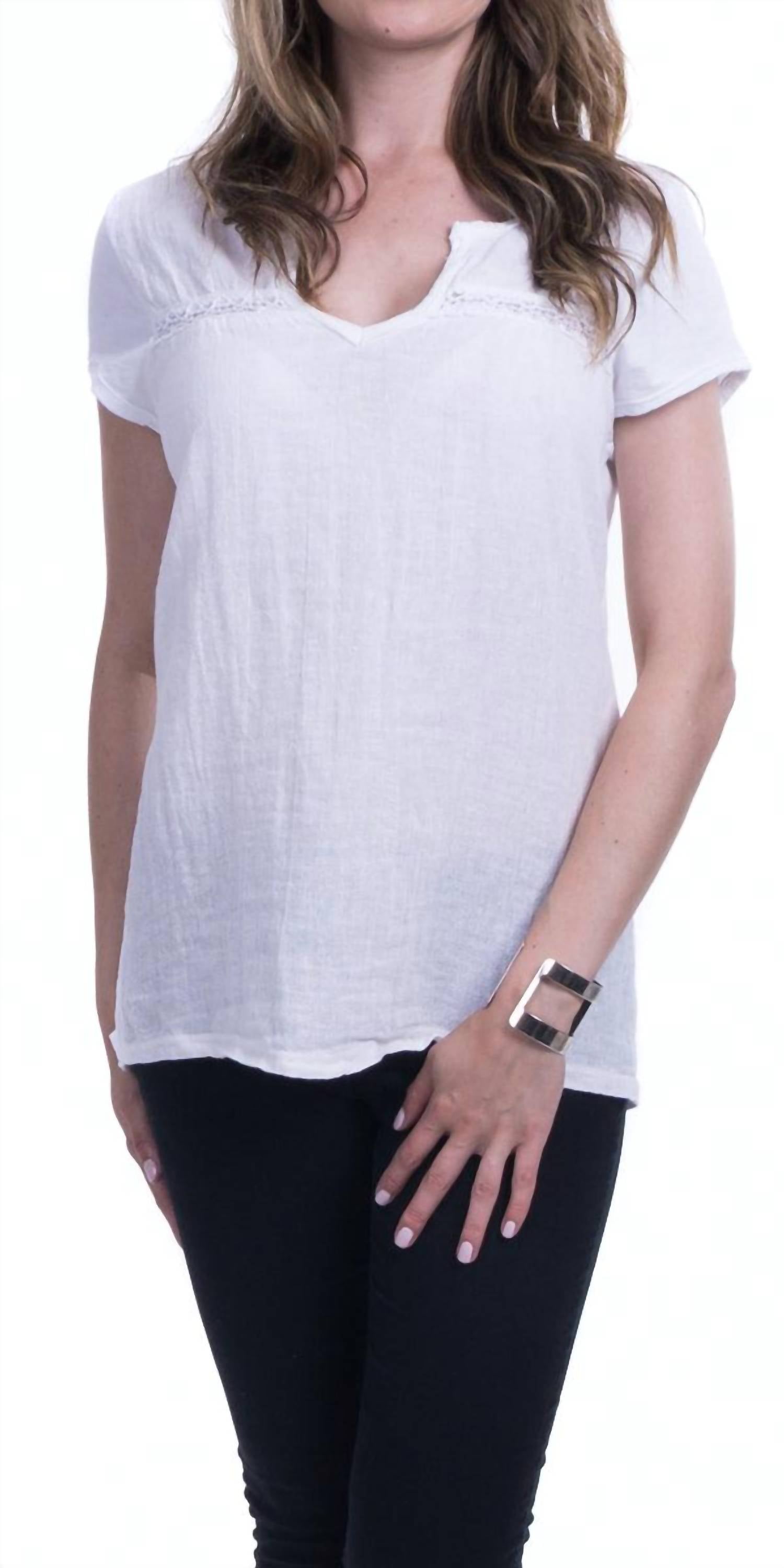 Gigi Moda - Fiona V-Neck Tee