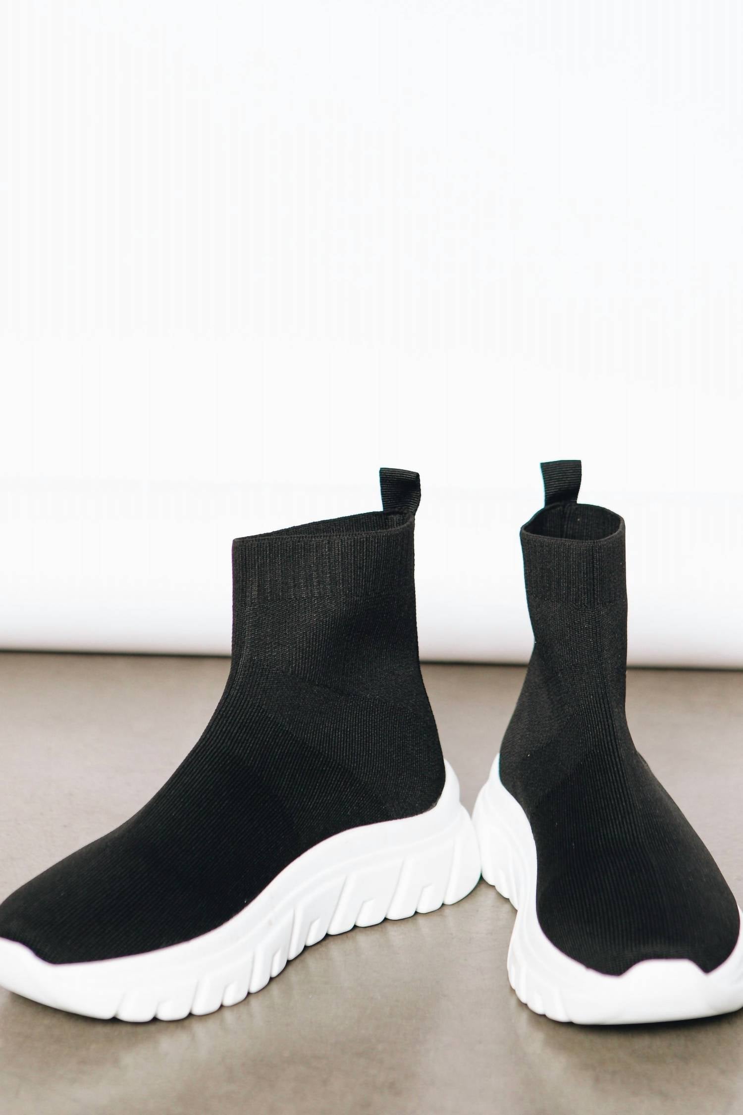 Renato Garini - Women's Stretch High Top Sneaker