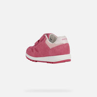 GEOX Girls' Alben GA Sneakers in fuchsia - kids' sneaker - detail view