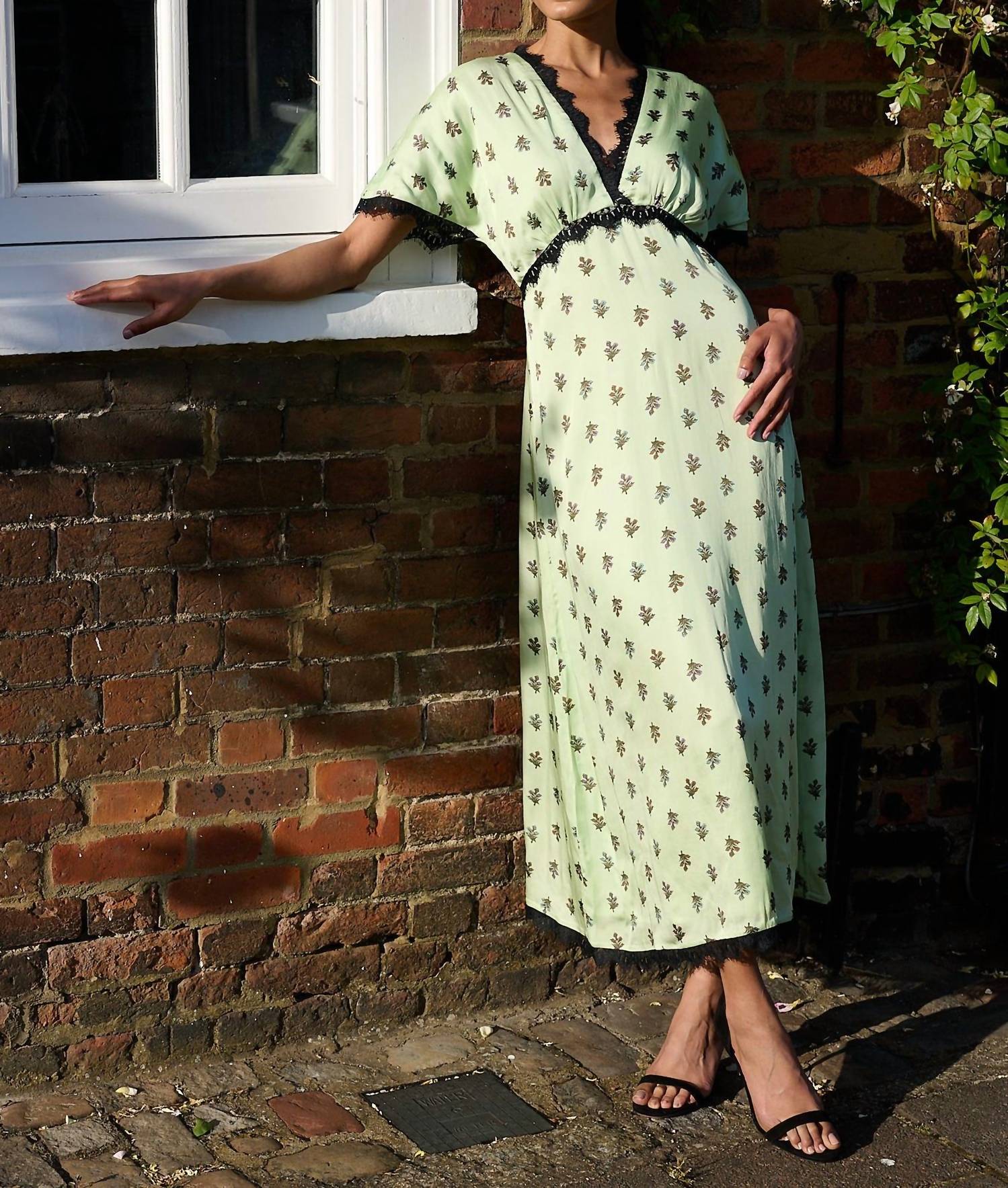 Neve & Noor - Cleo Floral Lace Dress