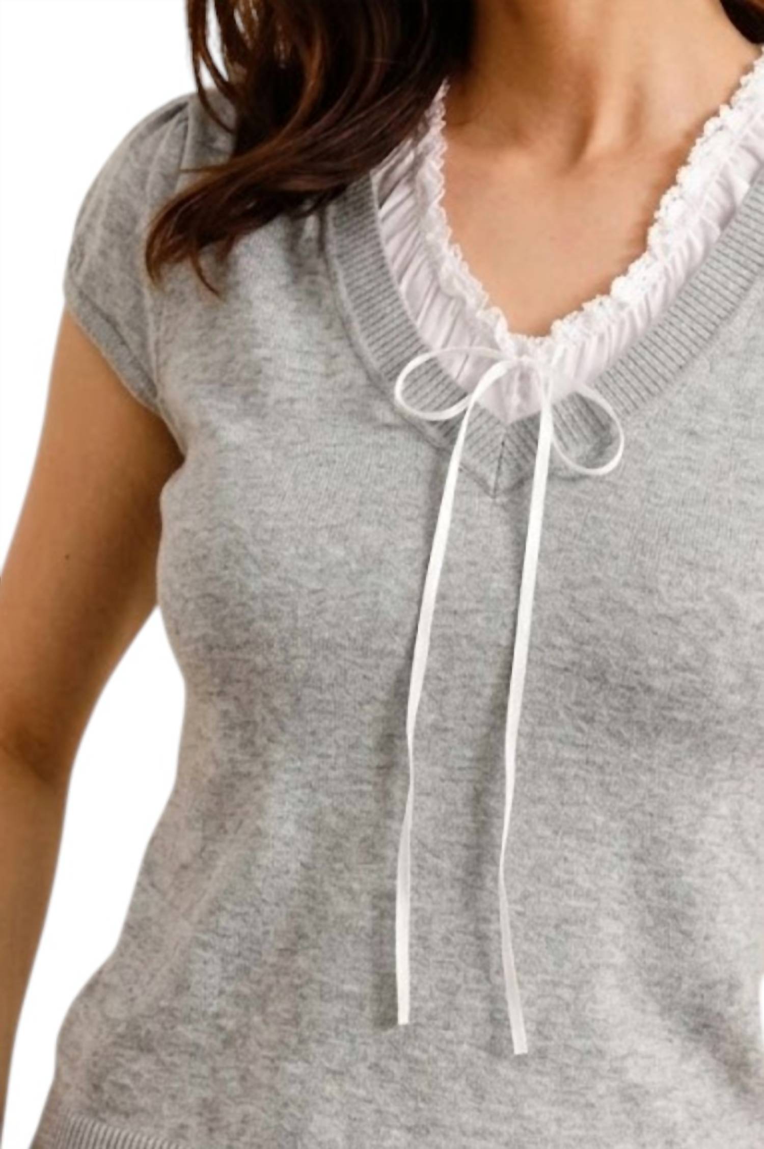 Choklate Paris - Lace Collar V-neck Shirt