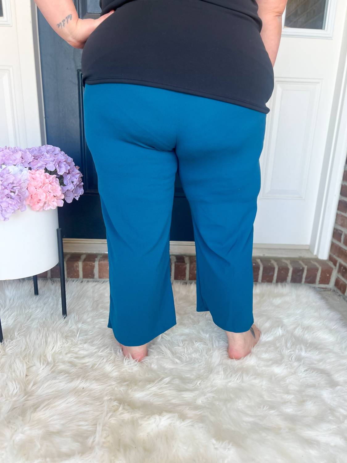 Heimish Usa - Lucy Wide Leg Stretchy Crop Pants