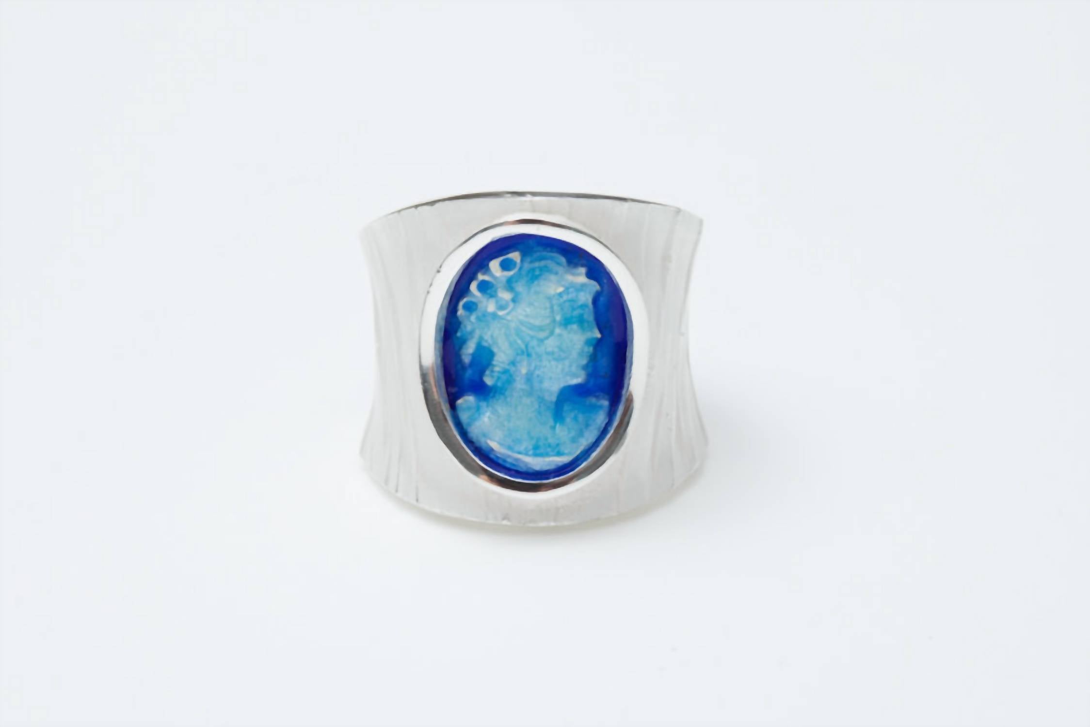 Avenue Chic - Women's Steampunk Ring