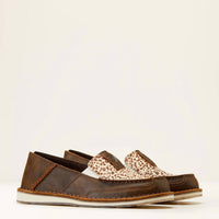 ARIAT Women's Cruiser Shoe in vintage bomber - women's flats