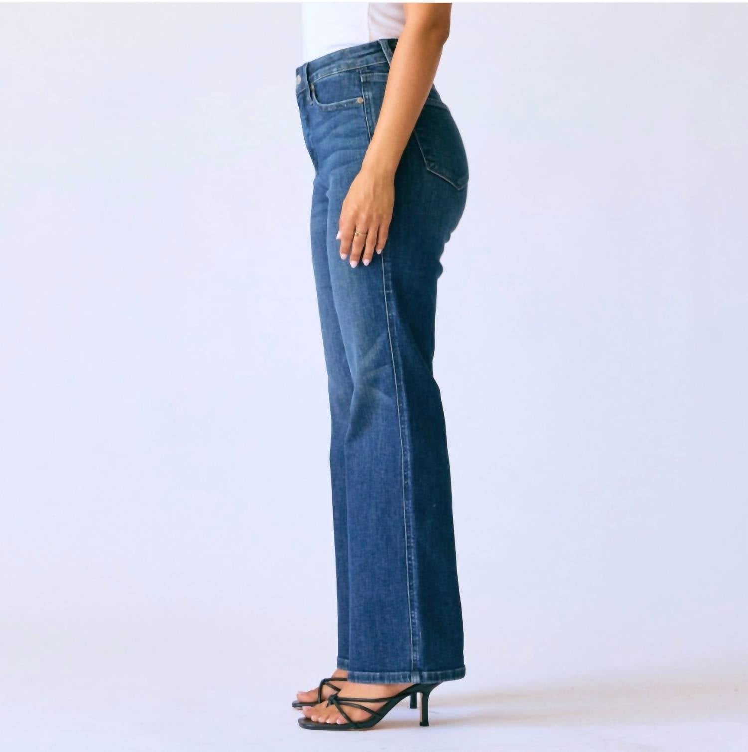 Judy Blue - Just Right Straight Leg Jeans - Petite