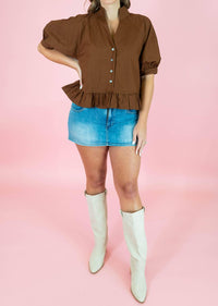 Entro - Boutique Style Ruffle Hem Blouse