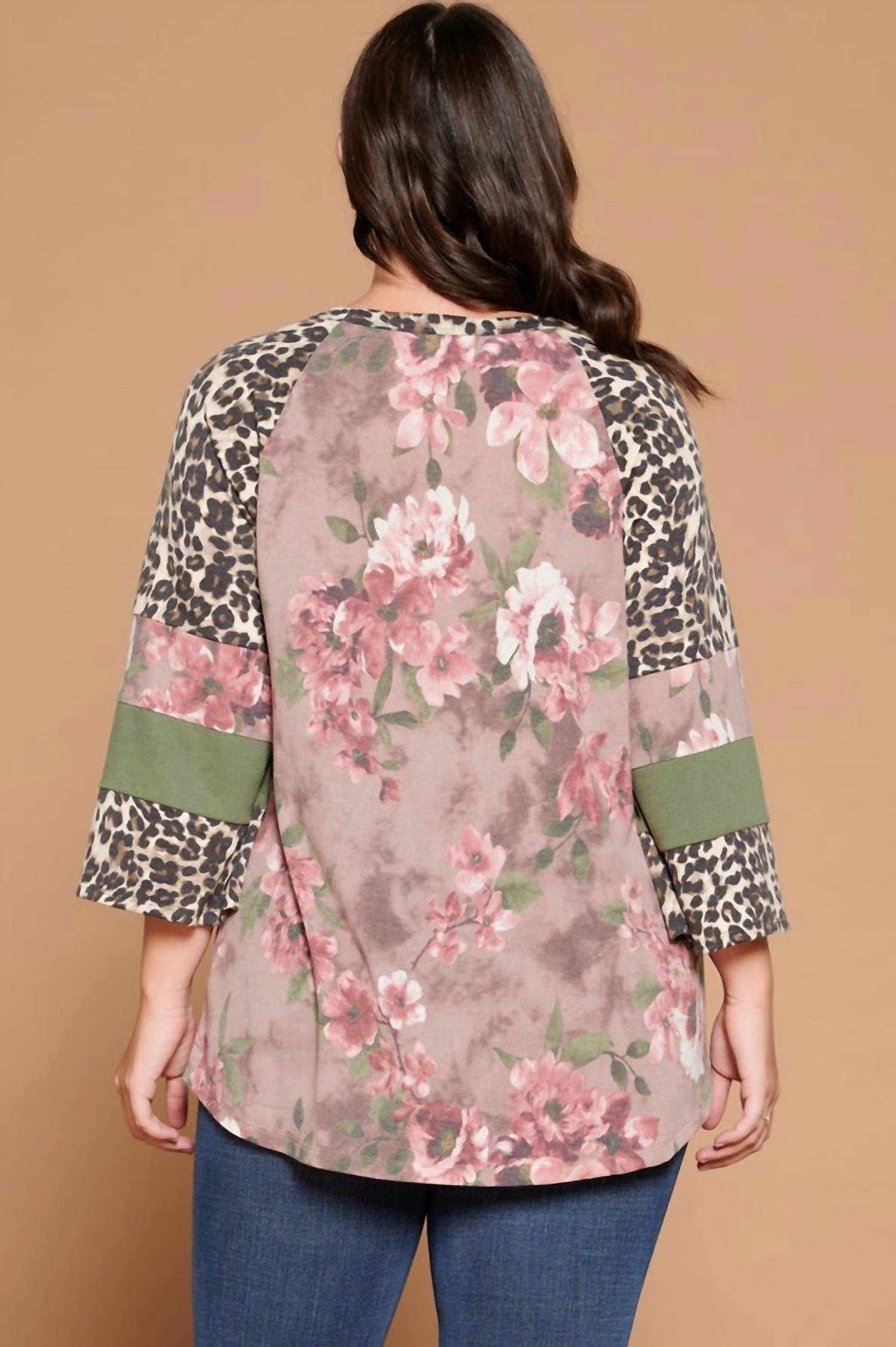 Floral And Leopard Raglan Sleeve Plus Top