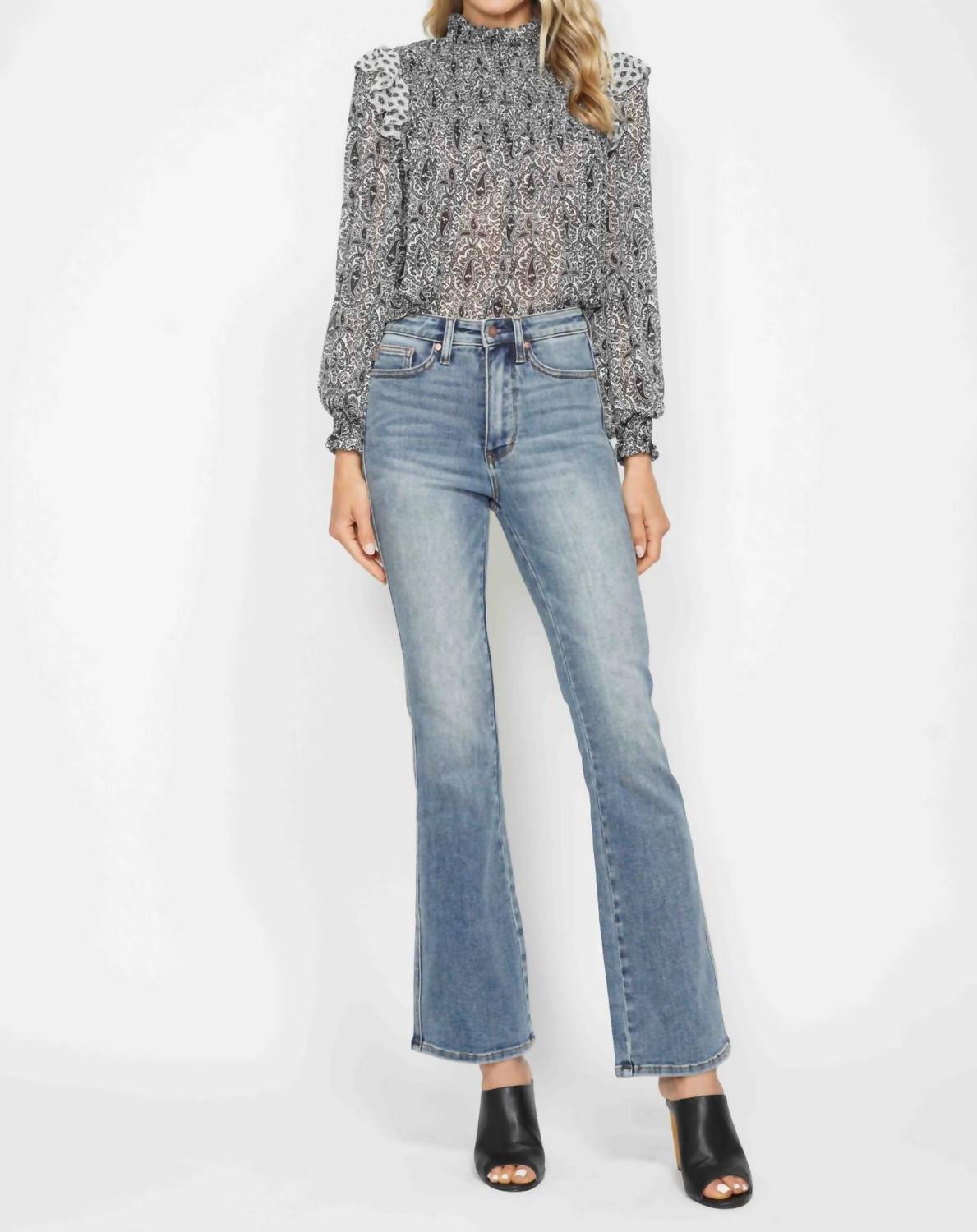 Judy Blue - Women's Joelle Tummy Control Bootcut Short Jeans