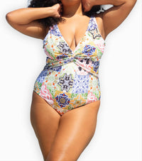 Fashion Szn Curve - Twist Front Sculpting Swimsuit