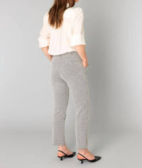 Yest - Bertille Tapered Cut Trouser