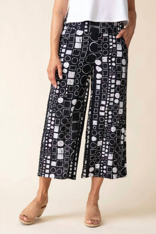 Habitat - Express Travel Circle Crop Pants