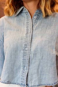 Miou Muse - Denim Button-down Cropped Shirt