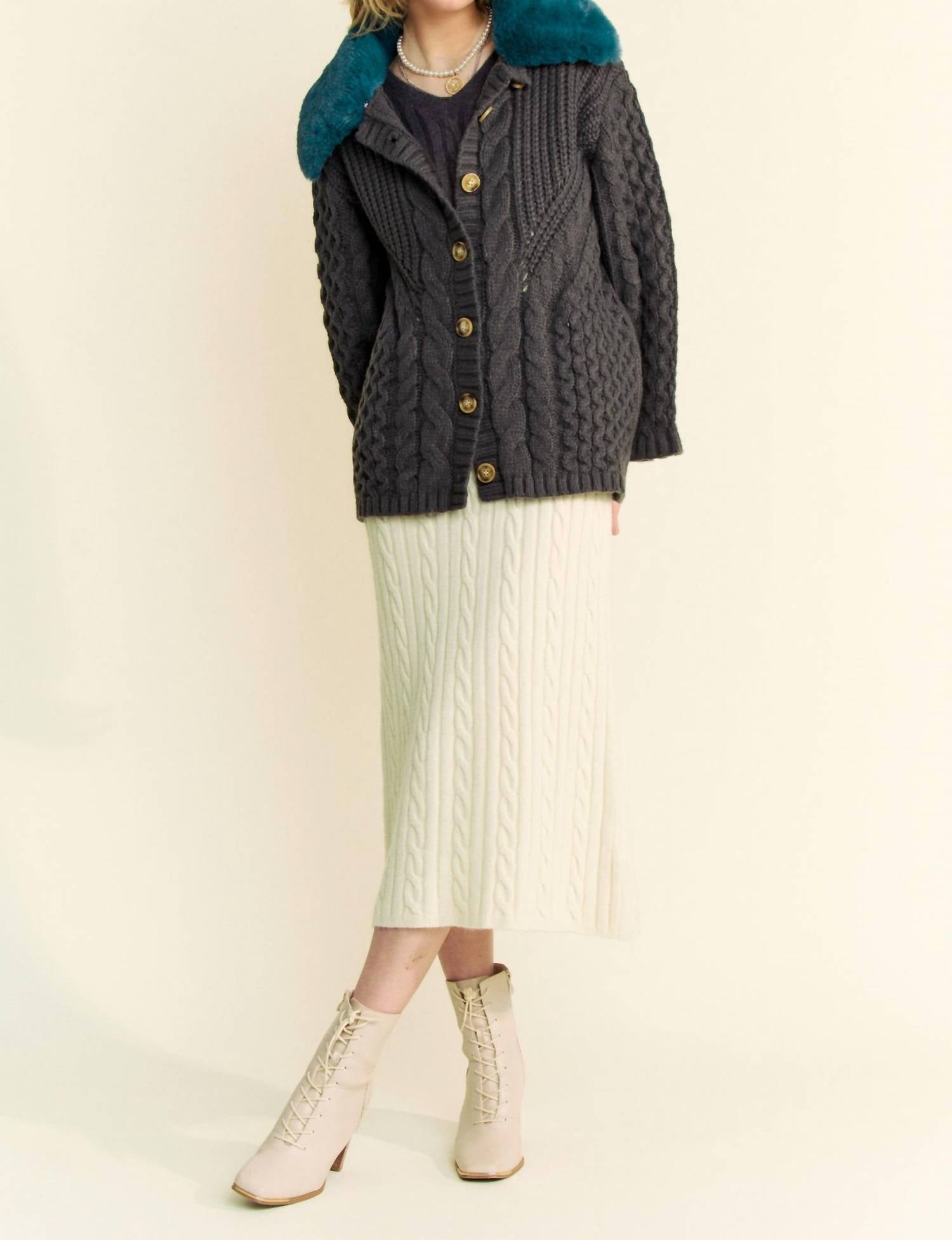Davi & Dani - Jones Vintage Contrast Collar Cardigan