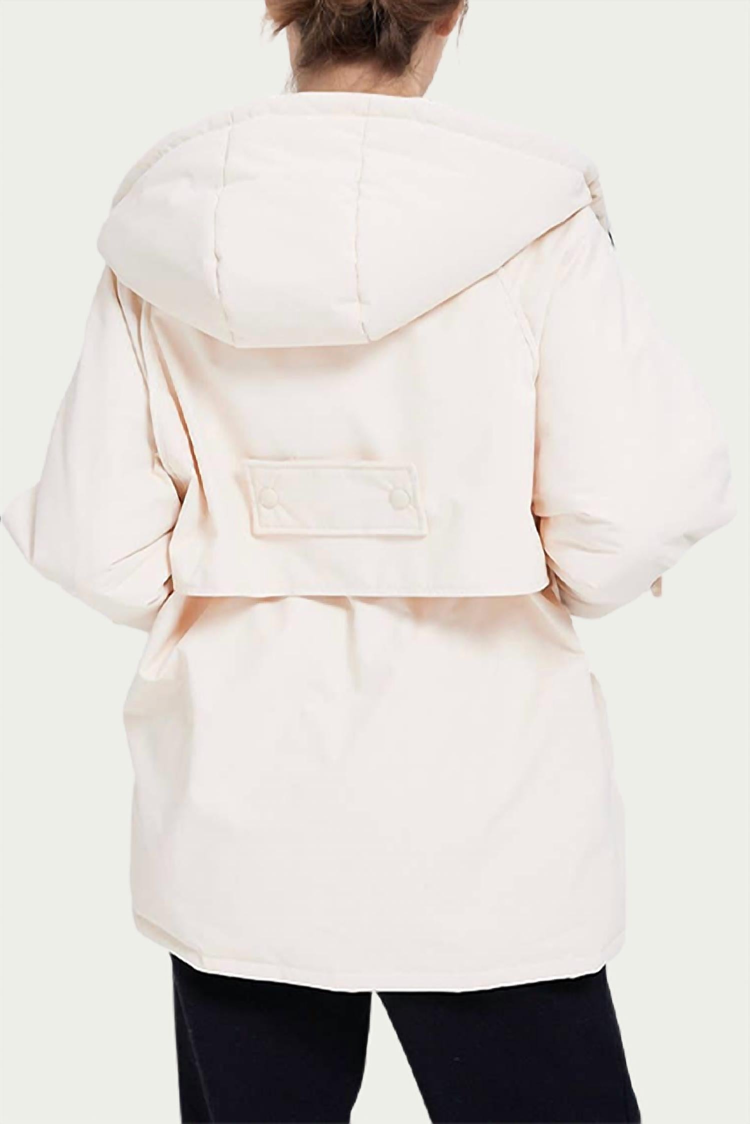 HOODED SHELL DOWN COAT