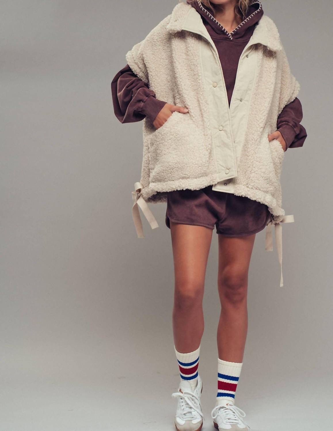 Urban Daizy - Women's Oversized Sherpa Fleece Boho Western Layering Vest
