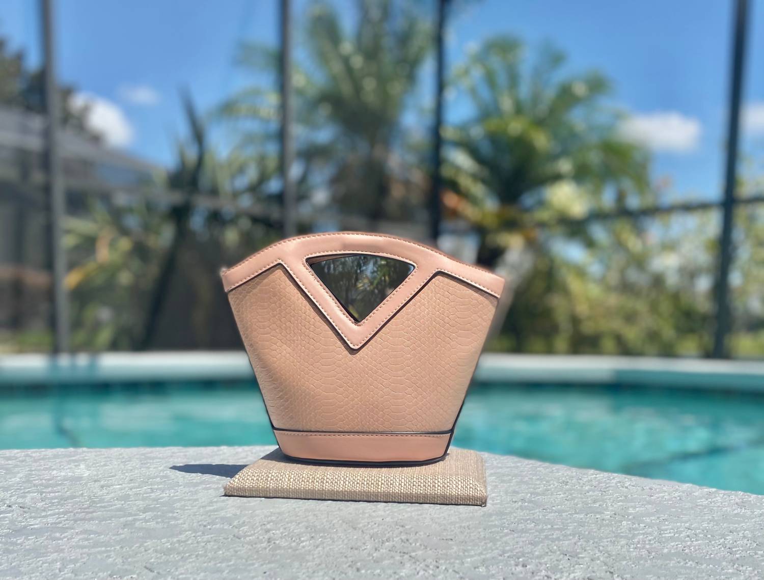 Jen & Co. - Women's Vegan Snake Bucket Bag