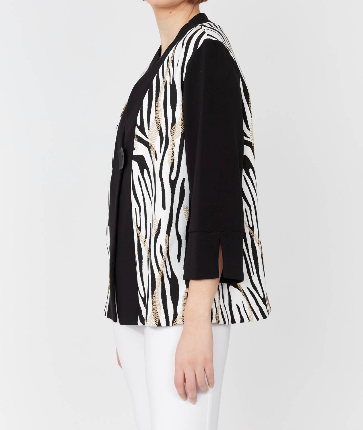 Frank Lyman - Zebra Print 3/4 Sleeves Jacket