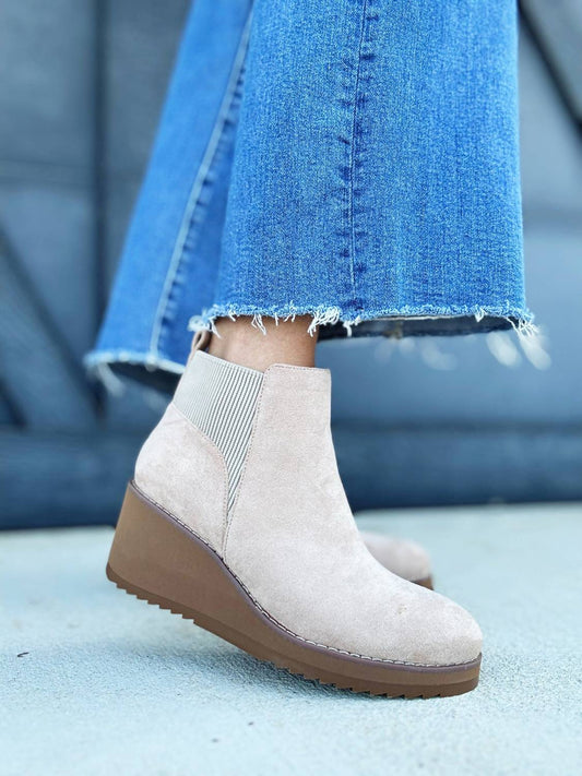 Corkys Footwear - Women's Apple Sauced Round Toe Side Zip Wedge Bootie